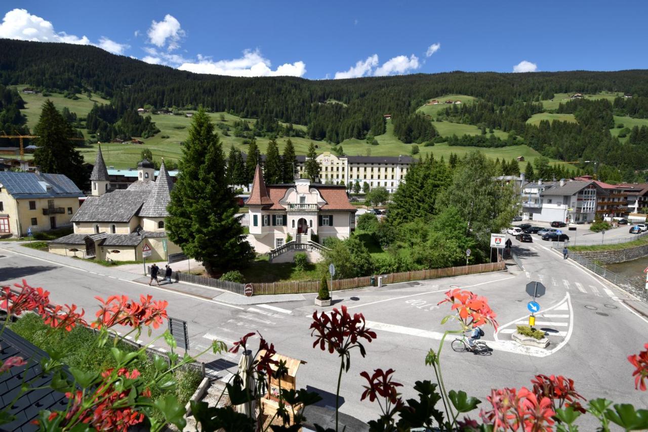 Aurturist Miramonti S Candido San Candido Exterior photo